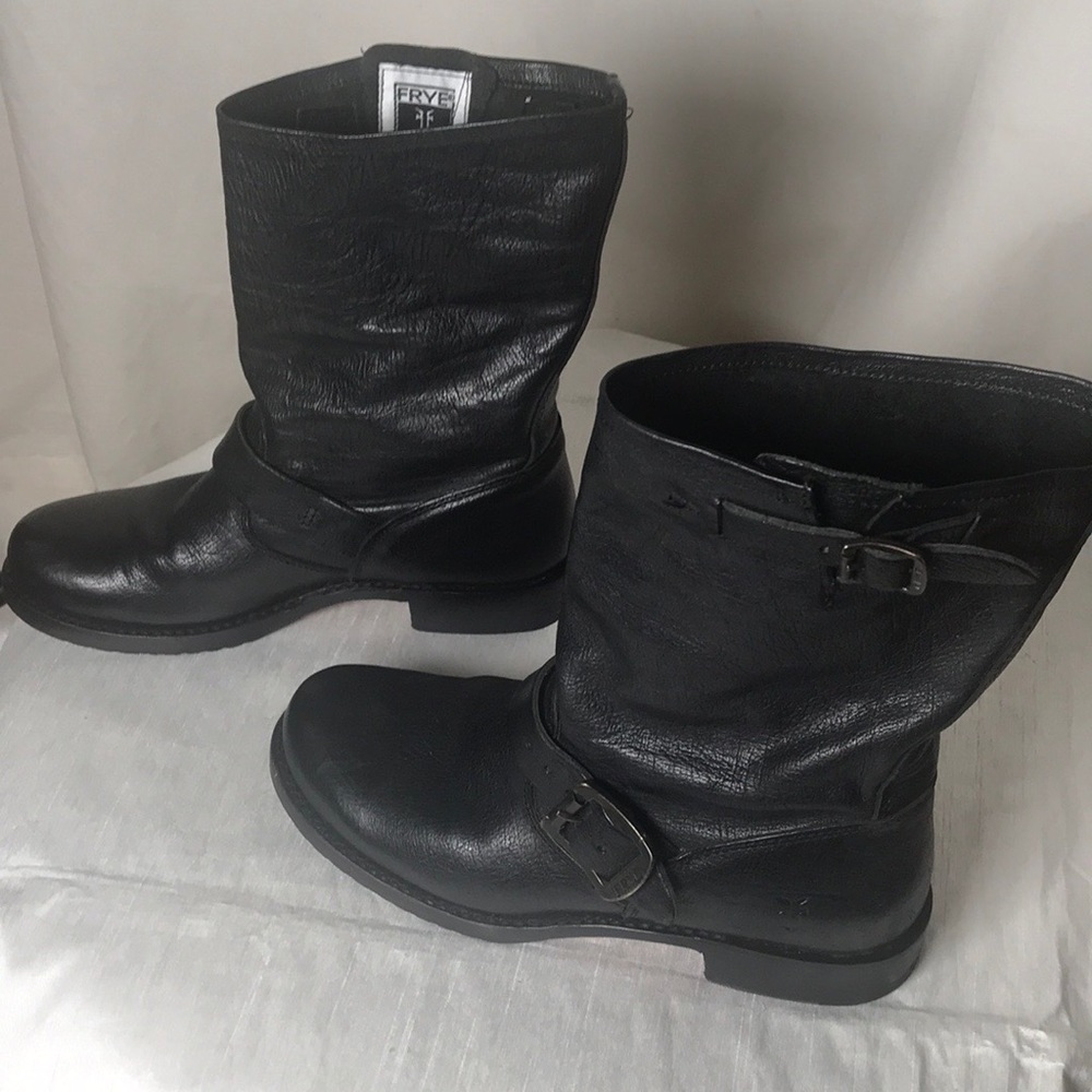 Frye Veronica boots sz 5.5